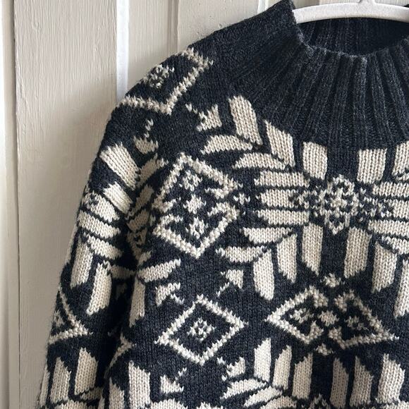 Lauren Ralph Lauren Vintage 90s Wool Hand Knit Snowflake Sweater - Picture 3 of 7
